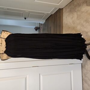 Elegant Black Maxi Dress